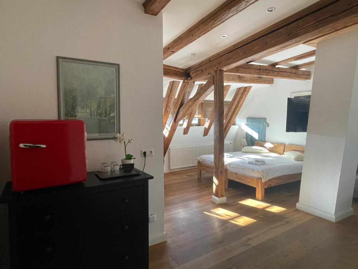 Gaestezimmer An Der Stadtmauer Besigheim Kültér fotó
